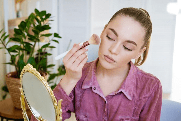 چگونه پوست خود را برای آرایش آماده کنیم